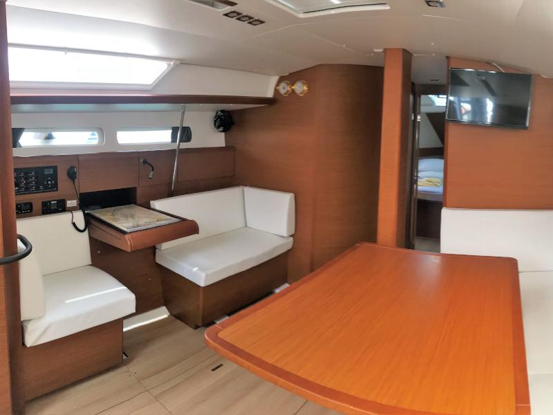 Book yachts online - sailboat - Sun Odyssey 449 - Hallyday - rent