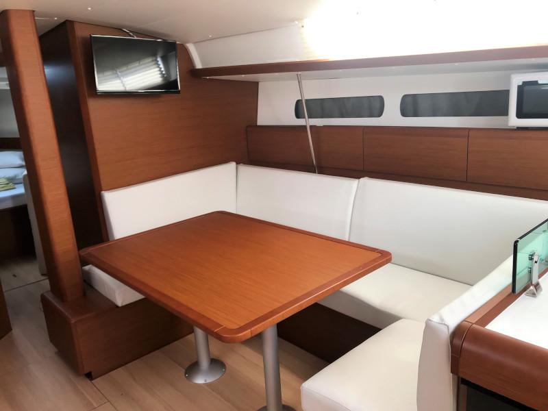 Book yachts online - sailboat - Sun Odyssey 449 - Janis - rent