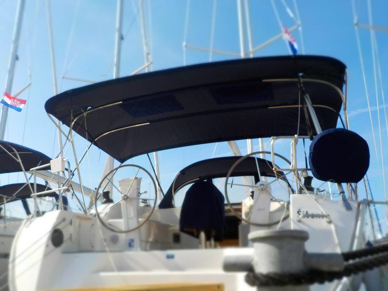 Book yachts online - sailboat - Bavaria Cruiser 46 - Spectra - rent