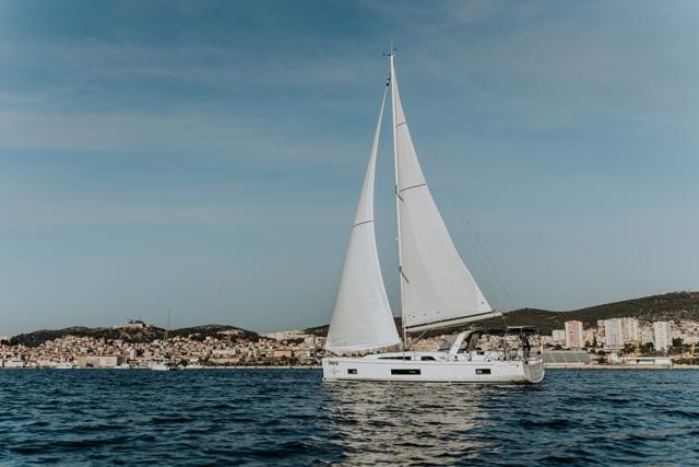 Book yachts online - sailboat - Oceanis 46.1 - ZIA - rent