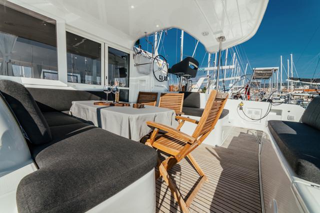 Book yachts online - catamaran - Lagoon 40 - MEEA - rent