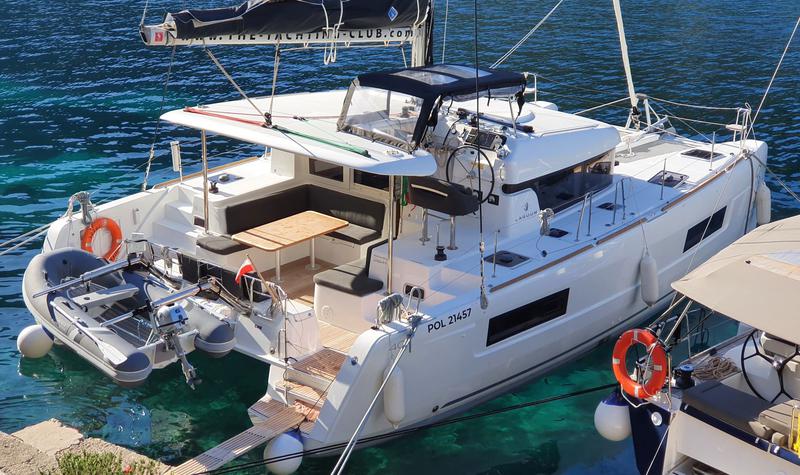 Book yachts online - catamaran - Lagoon 40 - TORTILLA FLAT - rent