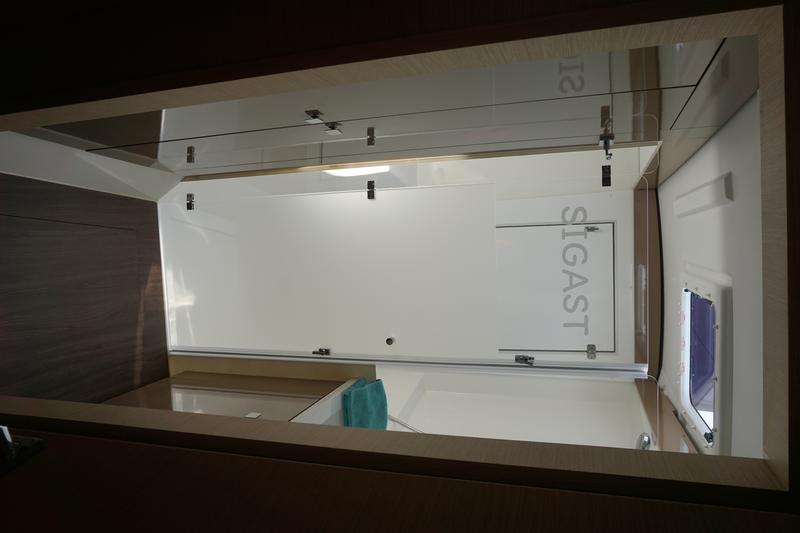 Book yachts online - catamaran - Lucia 40 - Sigast - rent