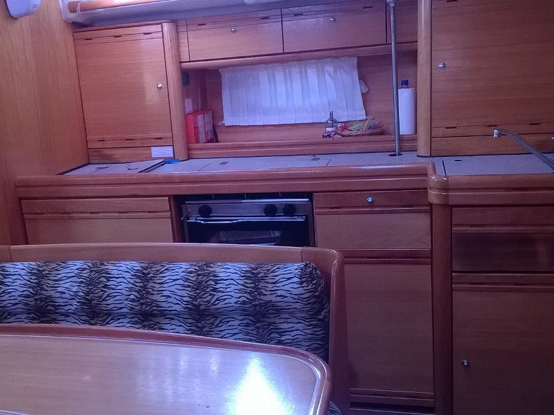 Book yachts online - sailboat - Bavaria 39 Cruiser - Magellan - rent