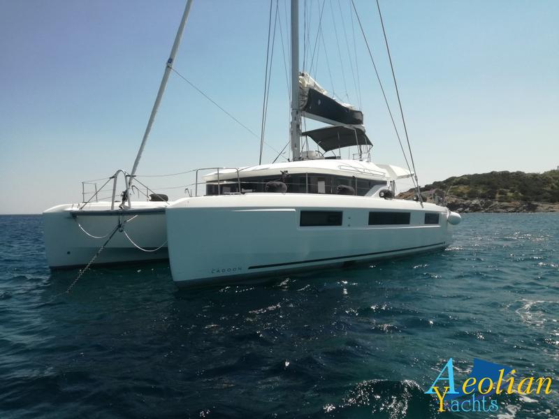 Book yachts online - catamaran - Lagoon 50 - Aeolian Myth - rent