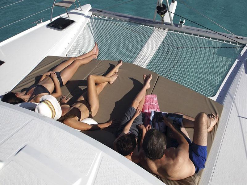 Book yachts online - catamaran - Lucia 40 - Cassopea - rent