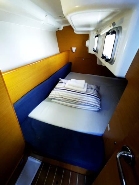 Book yachts online - sailboat - Sun Odyssey 33i - Paola - rent