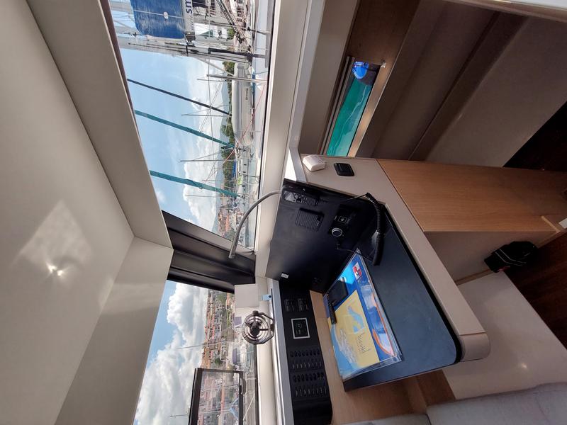 Book yachts online - catamaran - Aventura 34 - Marlon - rent
