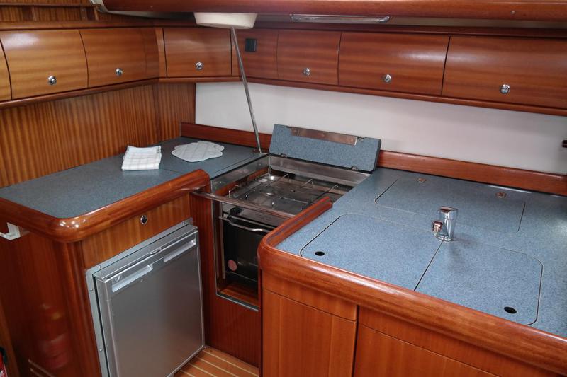 Book yachts online - sailboat - Bavaria 49 - Refit 2022 - - Monelli - rent