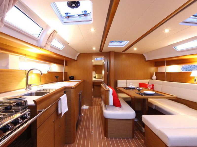 Book yachts online - sailboat - Sun Odyssey 44 i Eigner Version - miss elli - rent