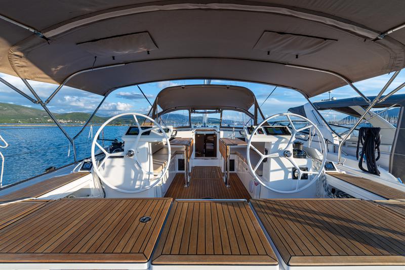 Book yachts online - sailboat - Bavaria C45 - Barbagiannis - rent