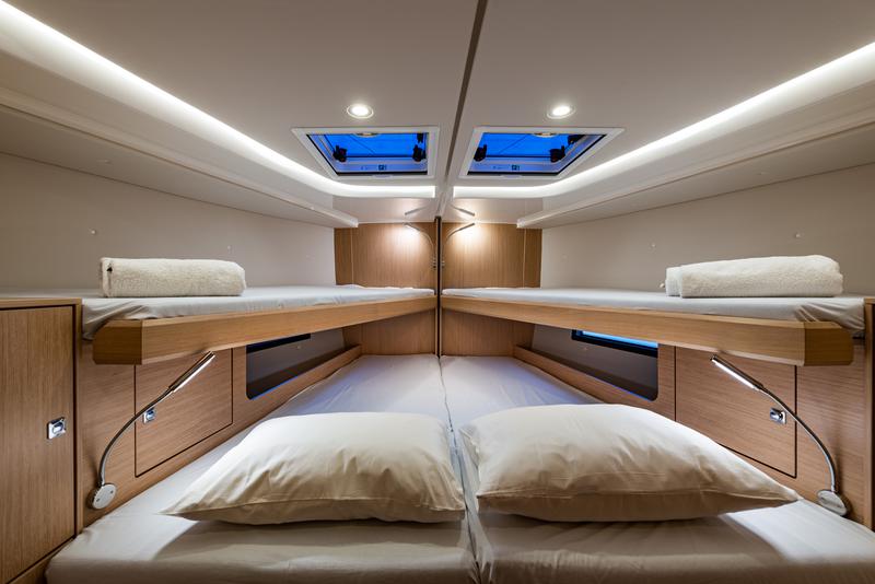 Book yachts online - sailboat - Bavaria C45 - Barbagiannis - rent