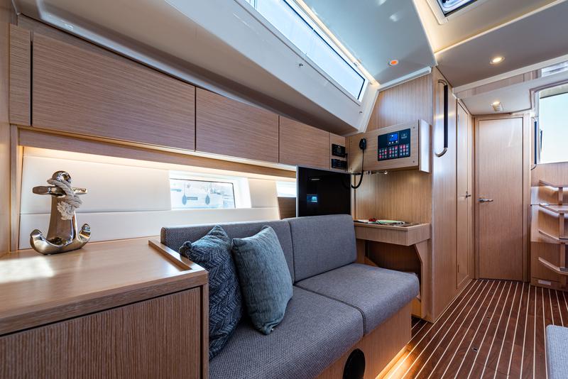 Book yachts online - sailboat - Bavaria C45 - Barbagiannis - rent