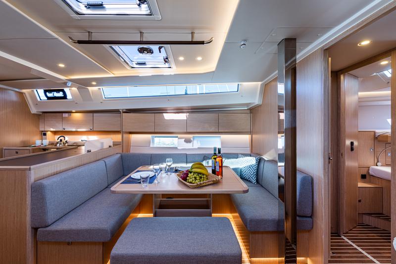 Book yachts online - sailboat - Bavaria C45 - Barbagiannis - rent