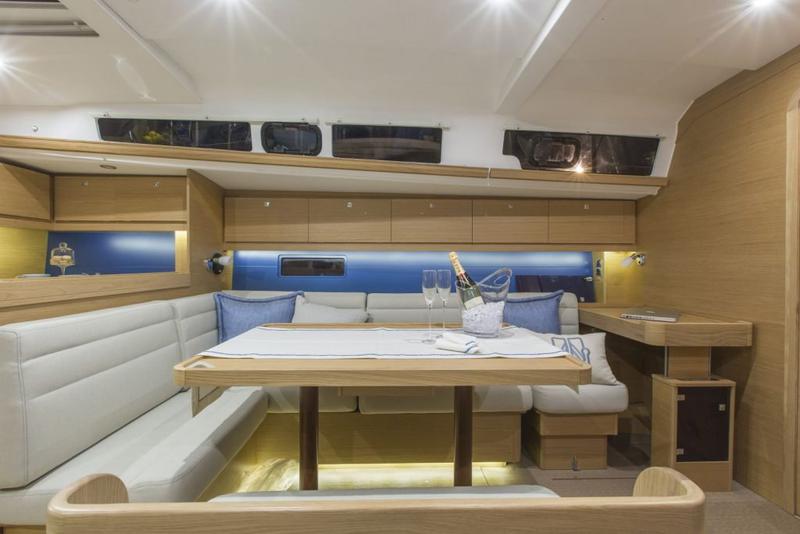 Book yachts online - sailboat - Dufour 460 Grand Large - Pulsar - rent