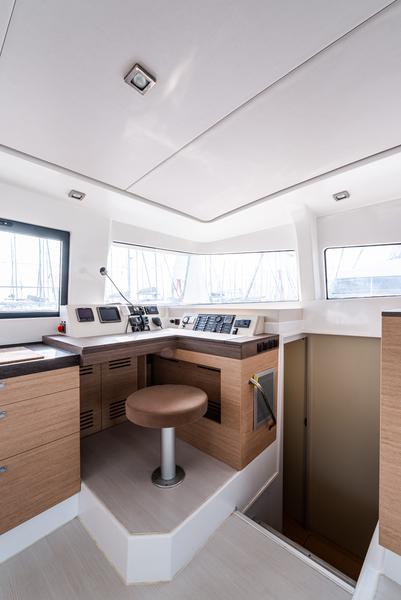 Book yachts online - catamaran - Bali 4.3 - Gatto Nero - rent