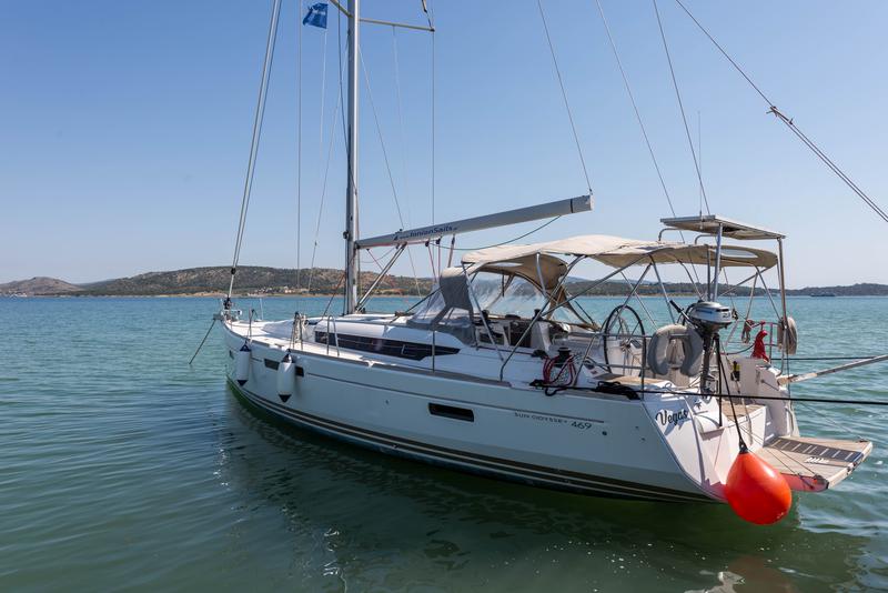 Book yachts online - sailboat - Jeanneau Sun Odyssey 469 - Vega - rent