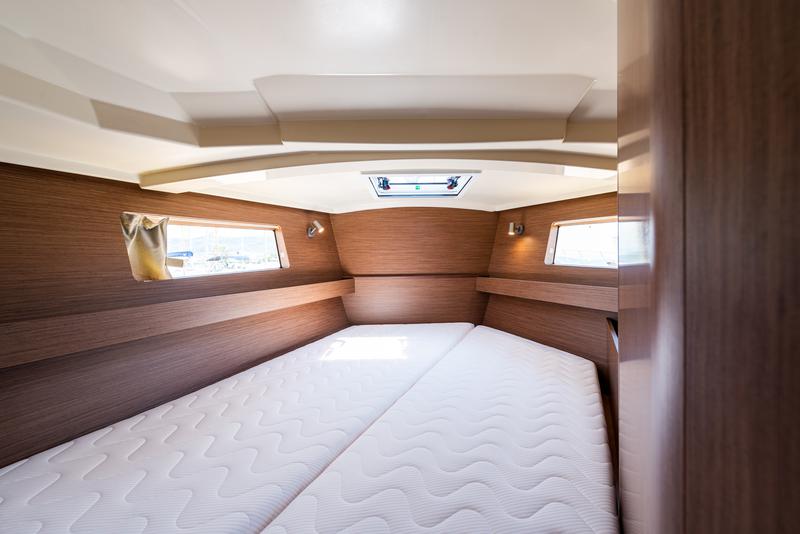 Book yachts online - sailboat - Oceanis 41.1 - Argyroula - rent