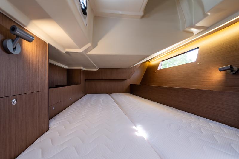 Book yachts online - sailboat - Oceanis 41.1 - Argyroula - rent