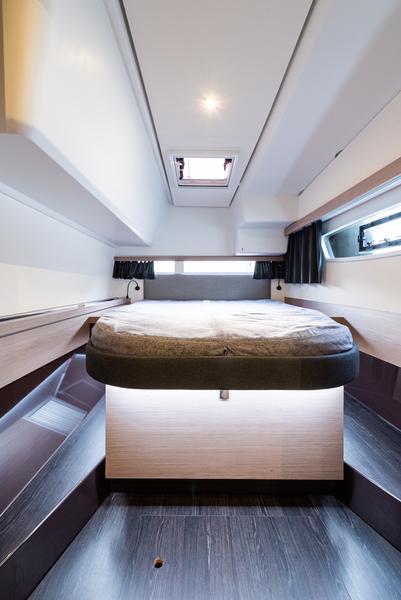 Book yachts online - catamaran - Isla 40 - Rih - rent