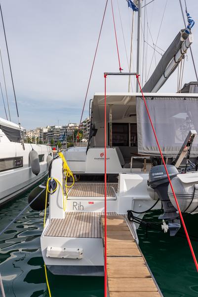 Book yachts online - catamaran - Isla 40 - Rih - rent