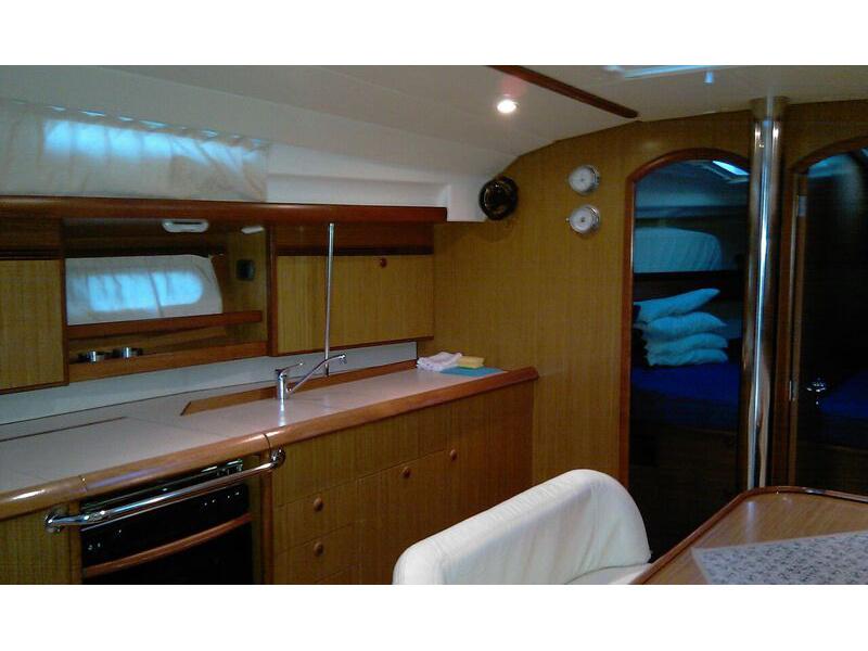 Book yachts online - sailboat - Sun Odyssey 45 - Vega  - rent
