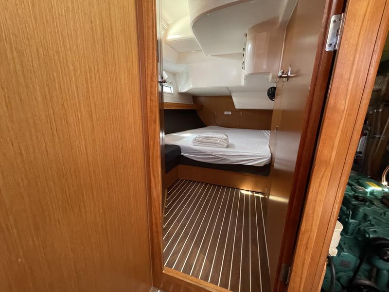 Book yachts online - sailboat - Bavaria Cruiser 51 - Anemone - rent