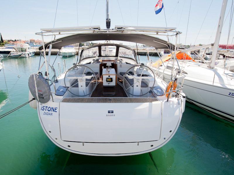Book yachts online - sailboat - Bavaria Cruiser 45 - iSTONE - rent