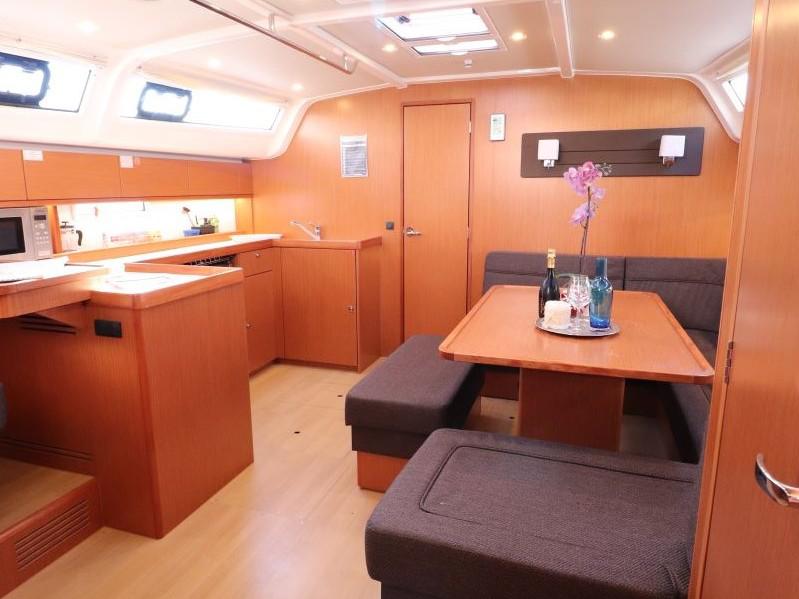 Book yachts online - sailboat - Bavaria Cruiser 51 - Euphoria (Water Maker) - rent