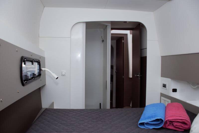 Book yachts online - catamaran - Bali 4.3 - Fasteam One (WM - A/C - GENERATOR) - rent