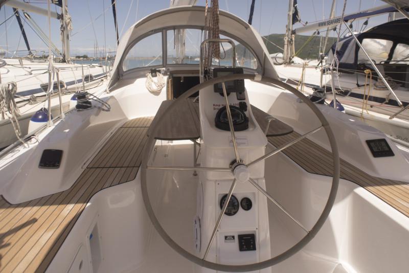Book yachts online - sailboat - Bavaria 33 Cruiser - Why not 10 - rent