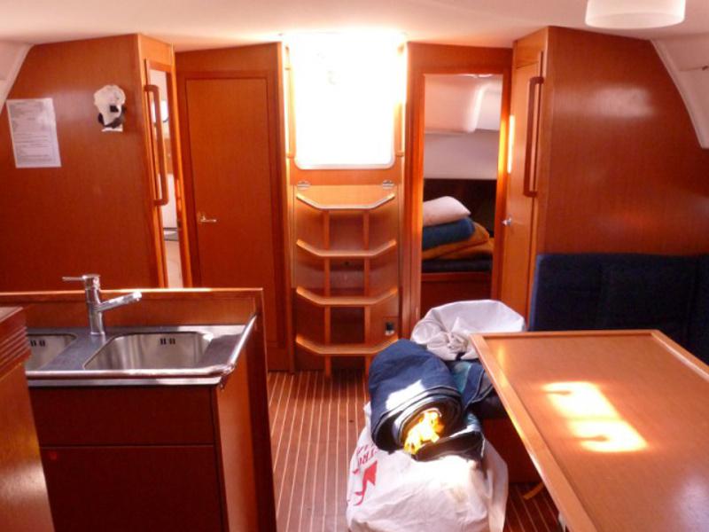 Book yachts online - sailboat - Bavaria 51 Cruiser - SY Sissi - rent