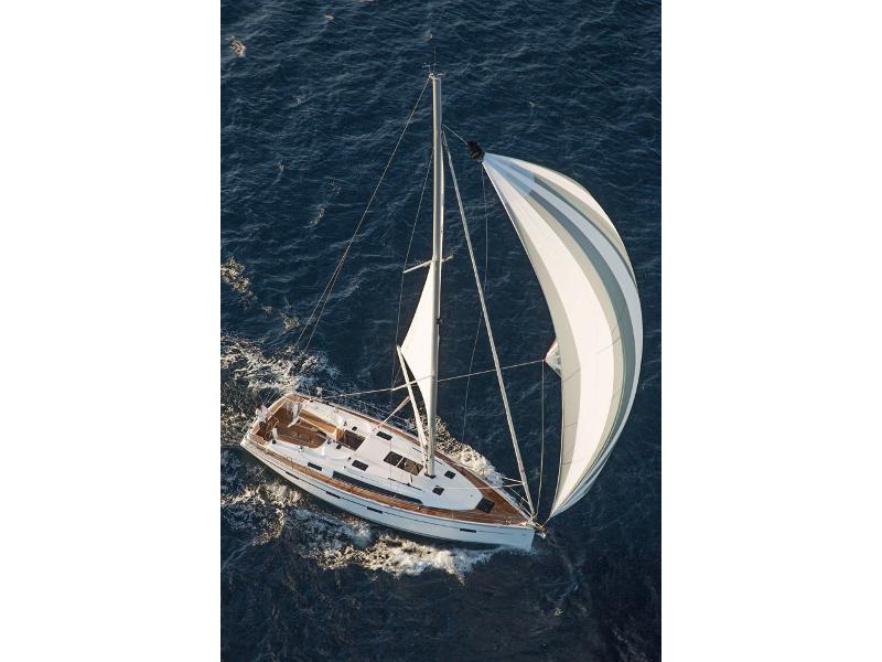 Book yachts online - sailboat - Bavaria Cruiser 41 - Hera - rent