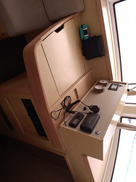 Book yachts online - catamaran - Lagoon 42 - Martine - rent