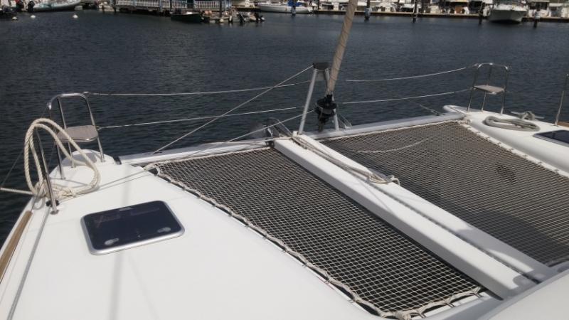 Book yachts online - catamaran - Lagoon 400 S2 - Gioia - rent