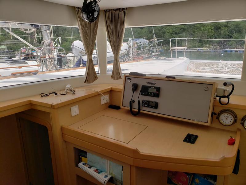 Book yachts online - catamaran - Lagoon 450 SporTop - Belle - rent
