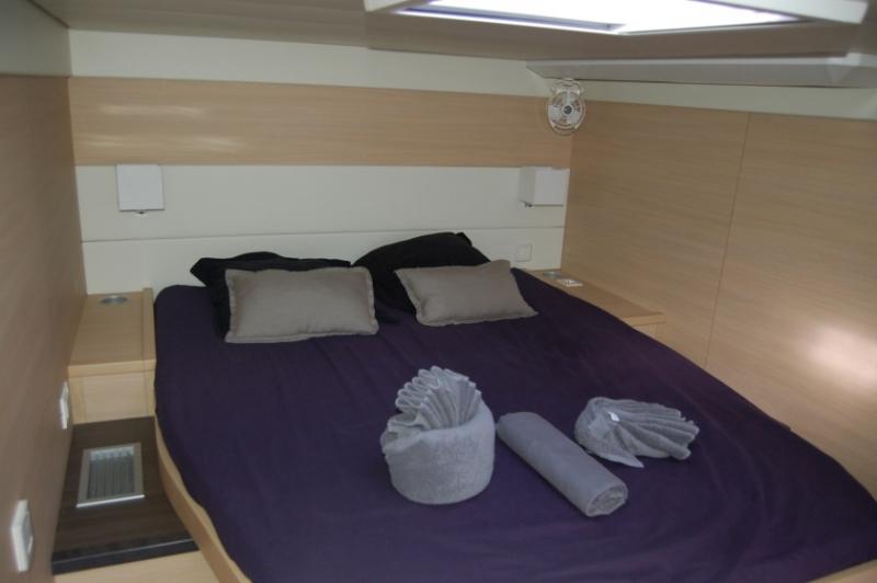 Book yachts online - catamaran - Lagoon 620 - incl. crew &amp; full board - Marlena - rent