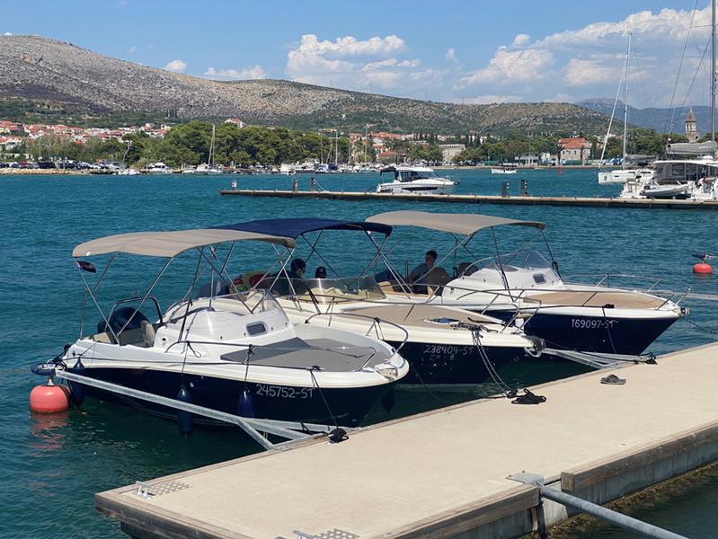 Book yachts online - motorboat - Sessa Marine S26 - Sessa S26 - rent