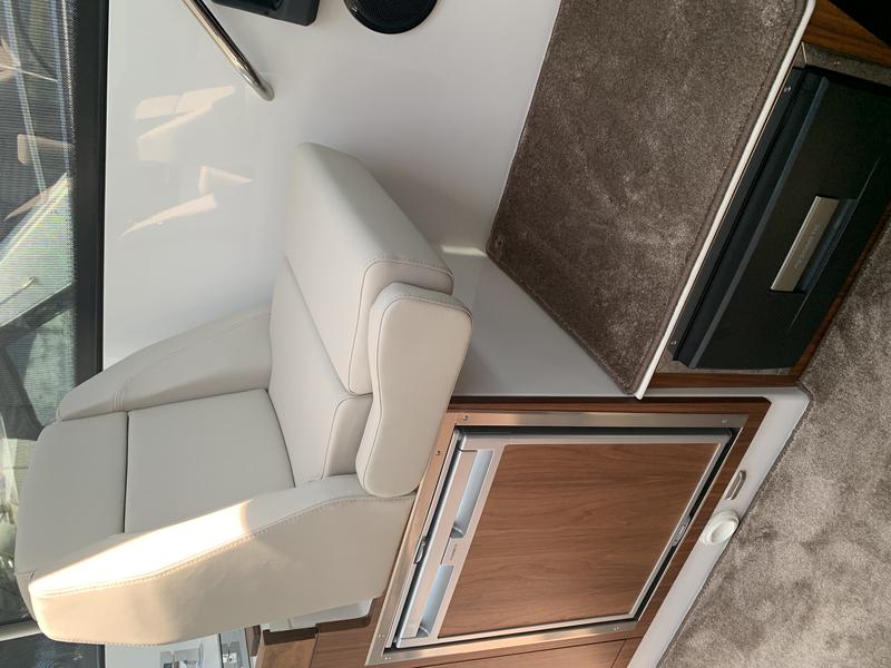Book yachts online - motorboat - Grandezza 34 OC - Alice - rent