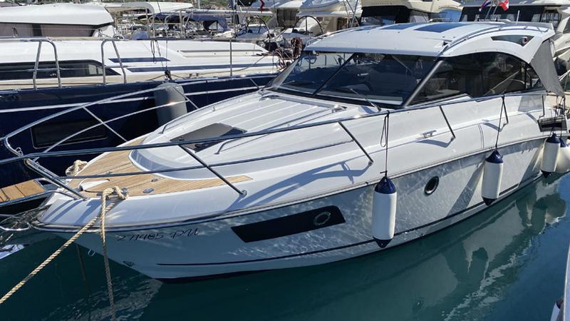 Book yachts online - motorboat - Grandezza 34 OC - Alice - rent