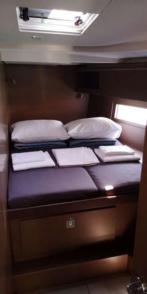 Book yachts online - sailboat - Oceanis 51.1 - 6 Cabins - Boochlooboo - rent