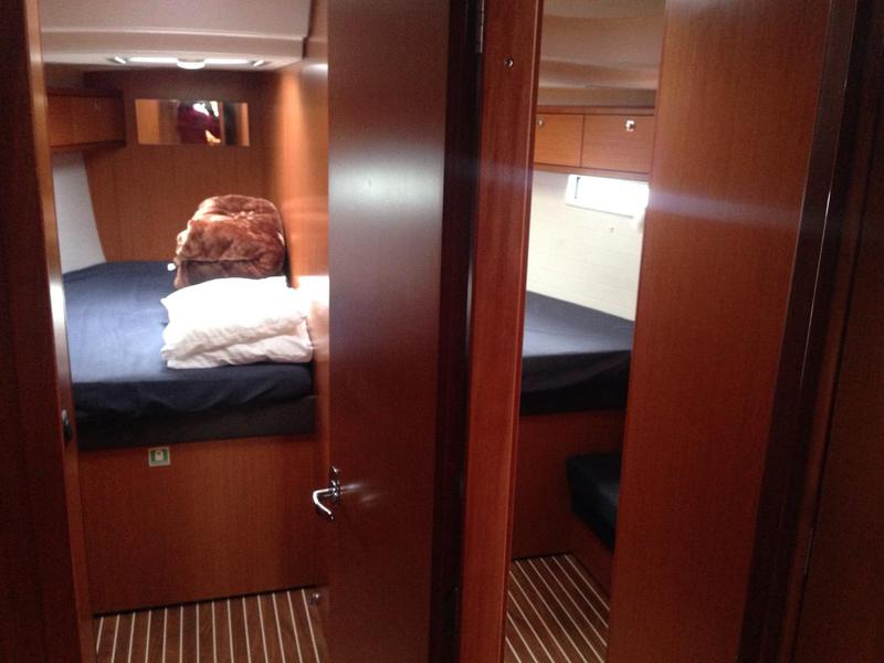 Book yachts online - sailboat - Bavaria Cruiser 51 - Vinni - rent