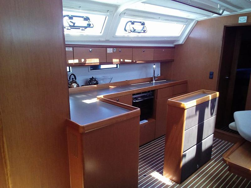 Book yachts online - sailboat - Bavaria Cruiser 46 - Delos - rent