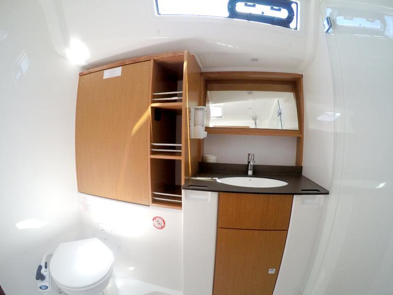 Book yachts online - sailboat - Bavaria Cruiser 51 - Nanna - rent