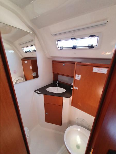 Book yachts online - sailboat - Bavaria Cruiser 51 - Danaos - rent