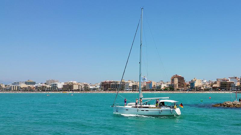 Book yachts online - sailboat - Bavaria Cruiser 46 L - Lucy Ball - rent
