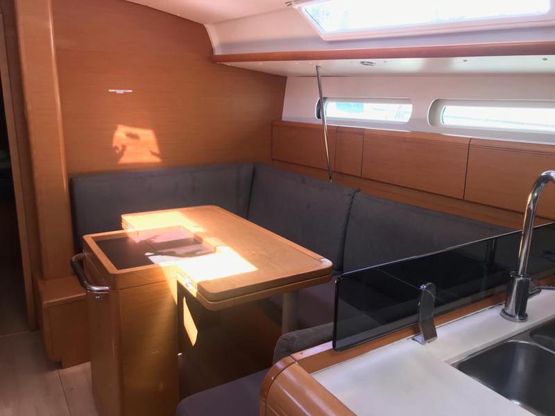Book yachts online - sailboat - Sun Odyssey 409 - Alboran Cangargüelles (Majorca) - rent