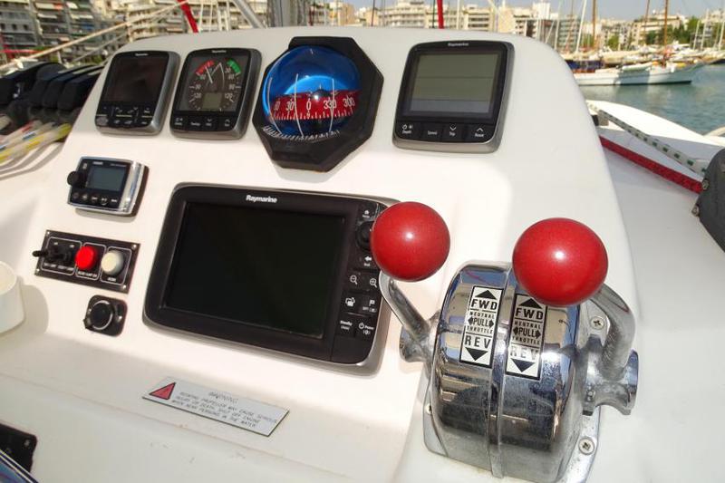 Book yachts online - catamaran - Leopard 44 - La Luna (Brazil) - rent