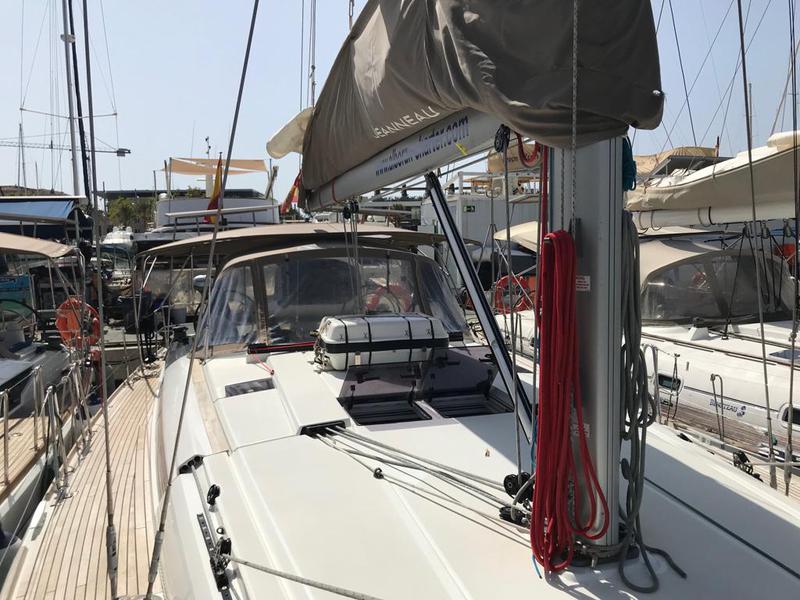 Book yachts online - sailboat - Sun Odyssey 519 - Alboran Cognac (Majorca) - rent