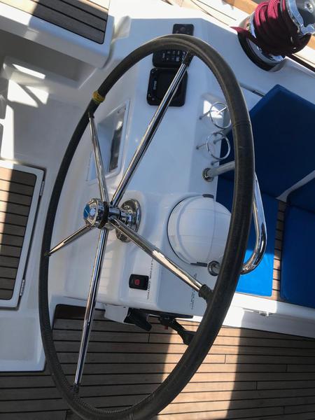 Book yachts online - sailboat - Oceanis 45-4 - Alboran Gin Fizz (Radazul) - rent